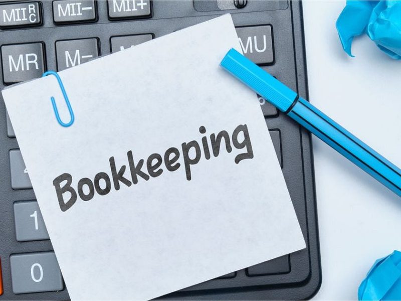 A virtual Bookkeeper Helping Business Owners and Companies stay financially organized.